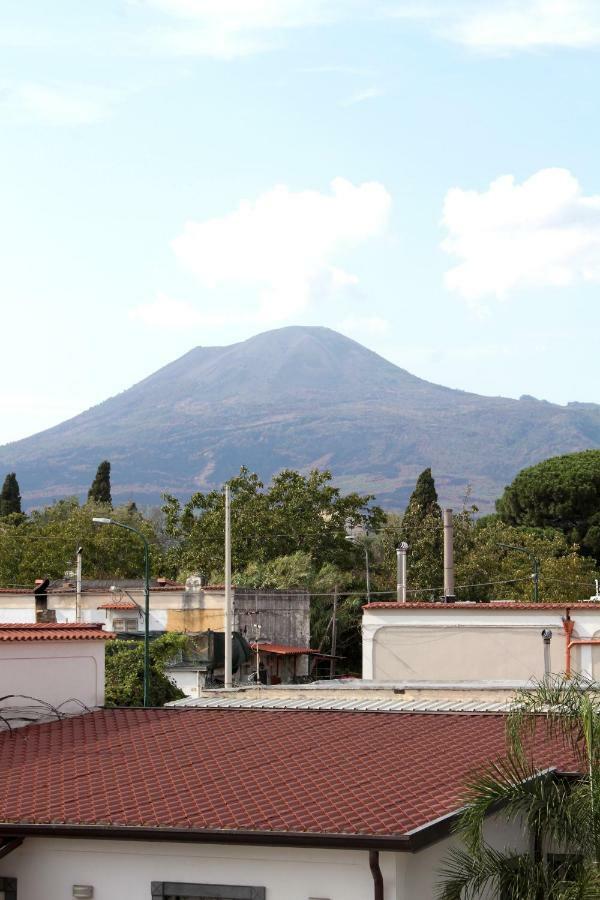 Tommy'S Apartment Pompei Exterior foto